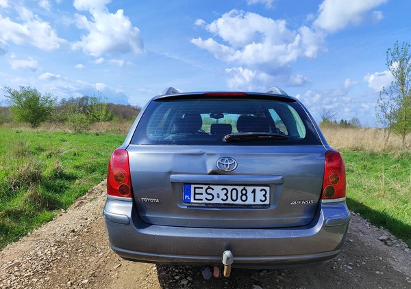 Toyota Avensis cena 6100 przebieg: 442000, rok produkcji 2003 z Złocieniec małe 106